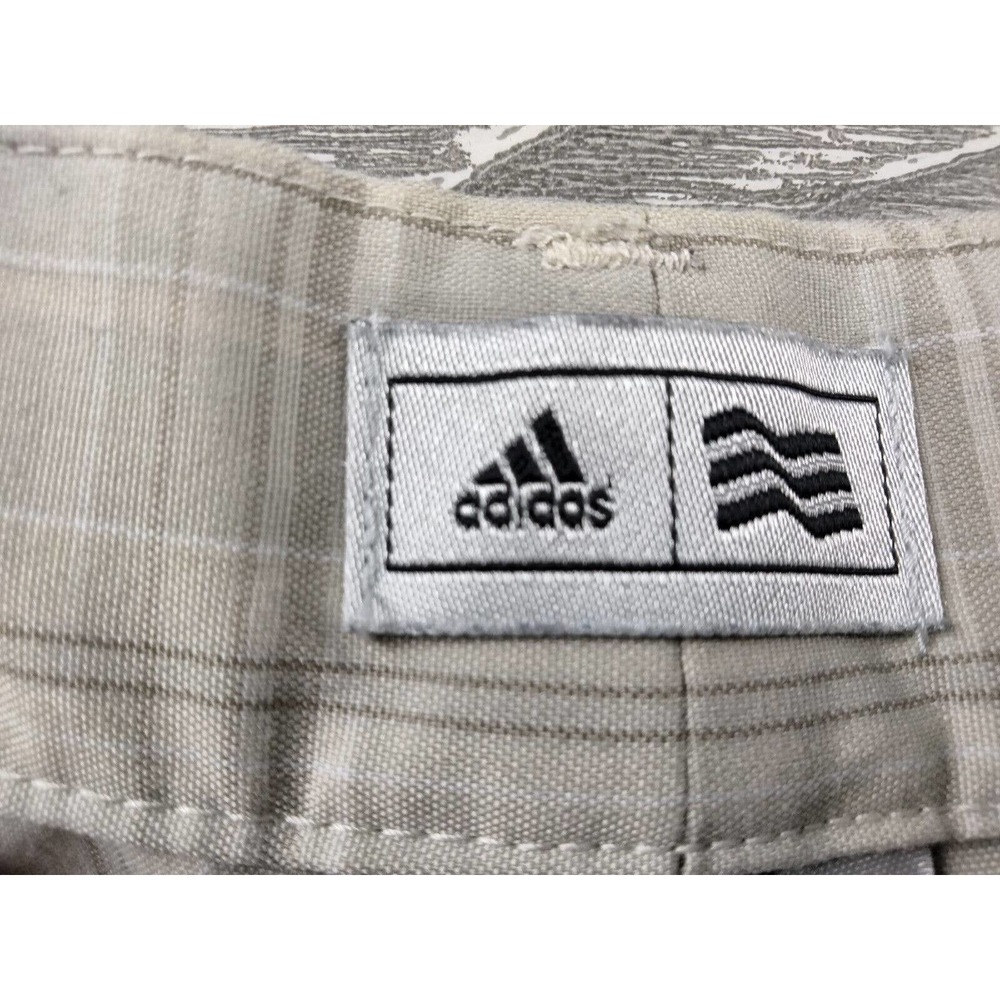 Adidas Shorts Mens 32 Tan Plaid Casual Summer Outdoors Sports Golf Logo Men - Picture 2 of 9